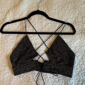 Valija Gitana Medium Crop Top